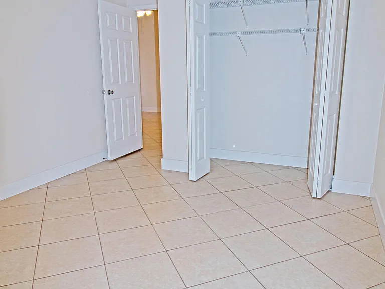 8883 SE Hobe Ridge Ave — Photo 27