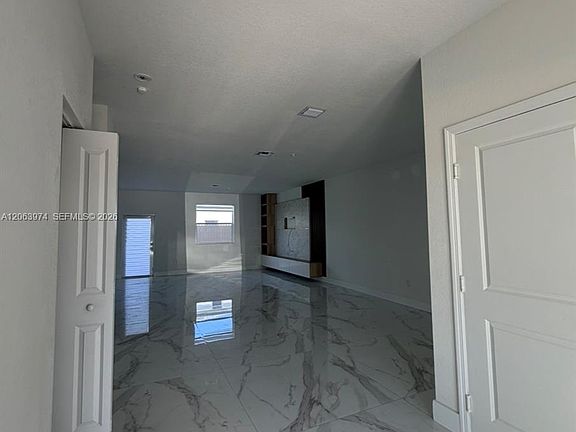 3rd image of 16144 SW 148th Pl