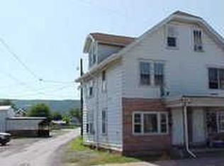 13 W Charles St, Lewistown, PA 17044