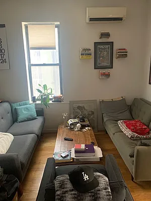 Rented by 50 Stanhope LLC | media 36