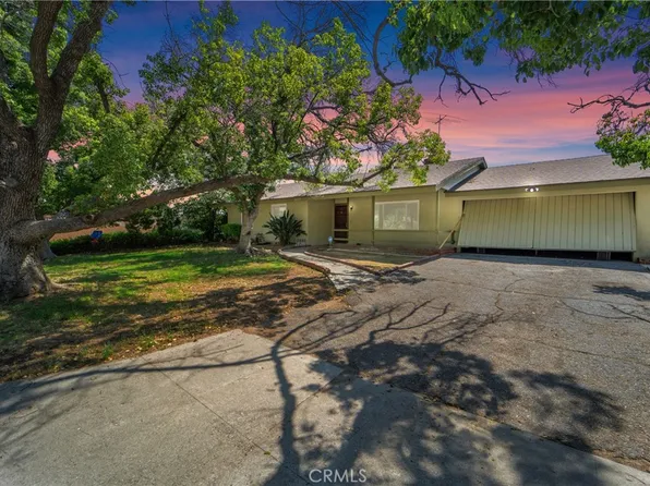 26235 Jonquil St, Highland, CA 92346