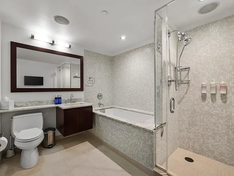 350 W 53rd St #A — Photo 25