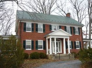 200 Forest Ridge Rd, Staunton, VA 24401