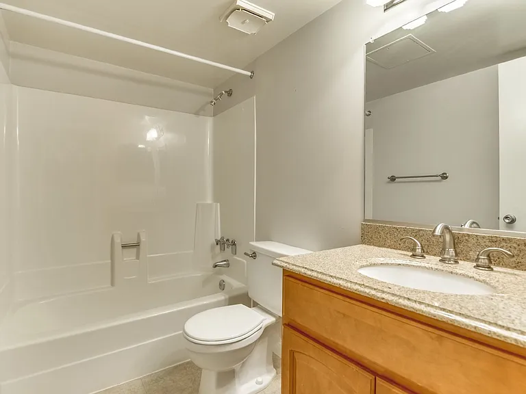 11564 Rolling Green Ct #101 — Photo 27