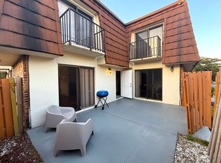1406 Park Shore Cir APT 3, Fort Myers, FL 33901