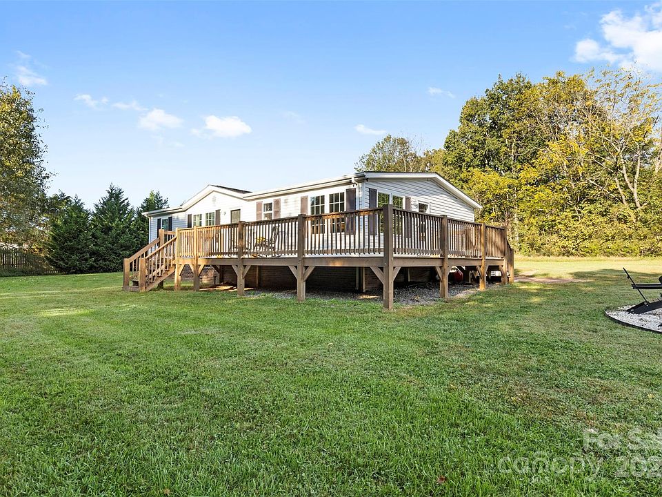 1st image of 131 Sallie Dr