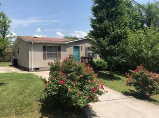 111 S Fowler Cir, Clinton, TN 37716