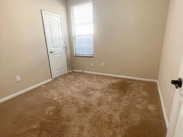 6608 Vanguard Rd — Photo 8
