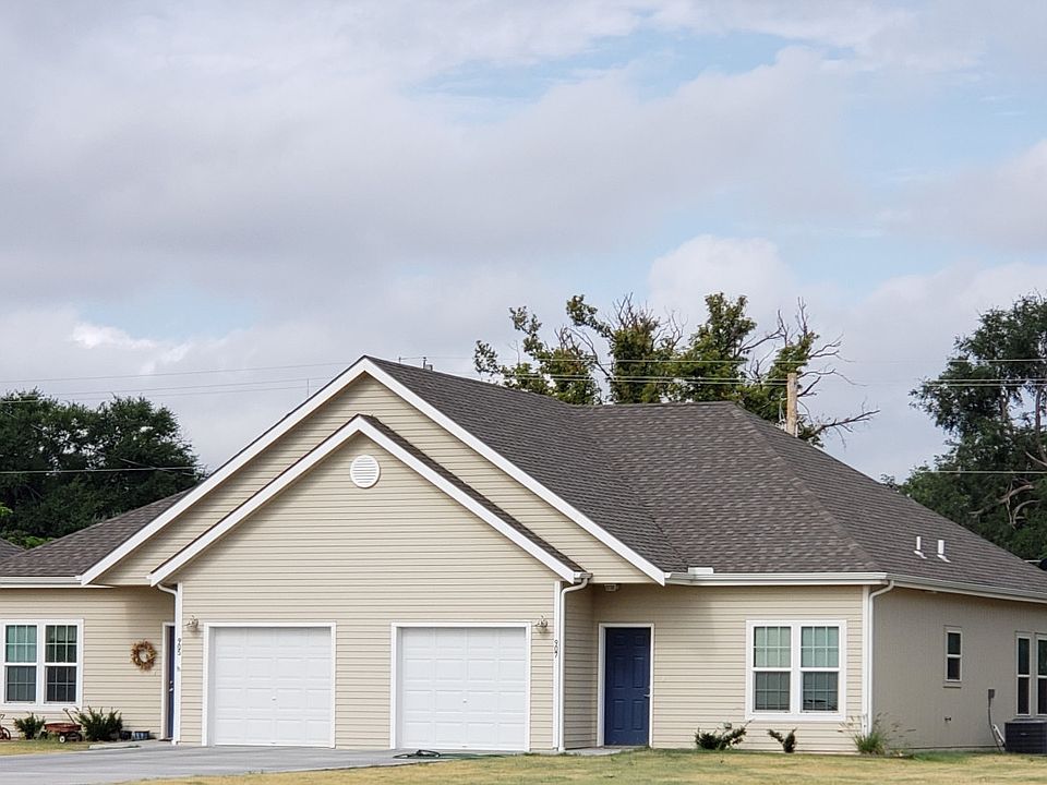 Grant Prairie Townhomes II 214 E Maize Ave Ulysses KS Zillow