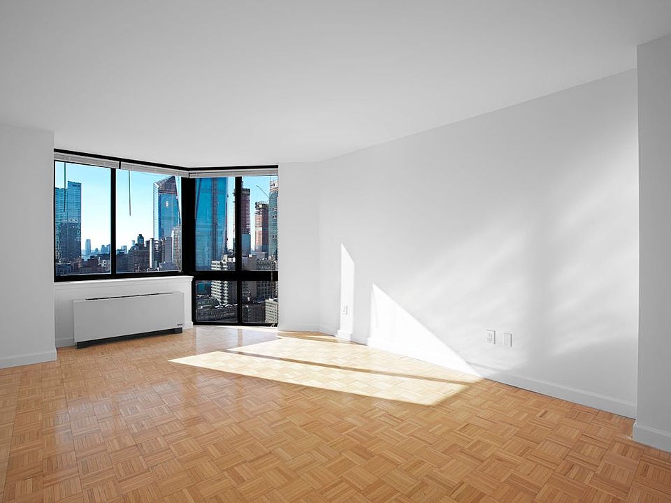 1st image of 420 W 42nd St APT 29G