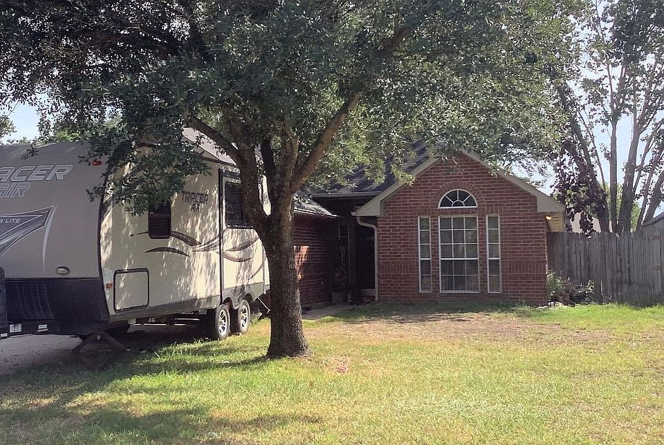 1st image of 1920 Waterton Blvd