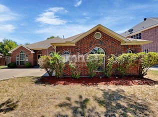 206 Ephraim Dr, Glenn Heights, TX 75154