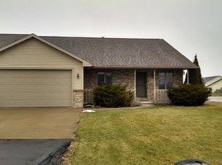 W3150 Westowne Ct, Appleton, WI 54915