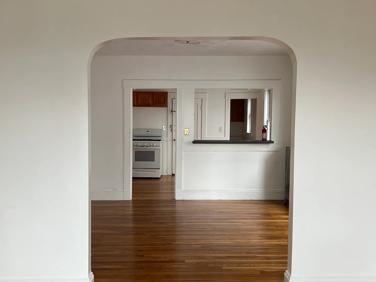 2 bed, 1200 sqft, $2,450 — Photo 2