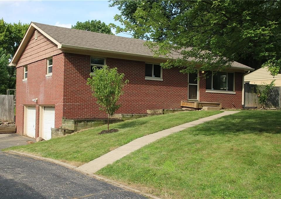1st image of 2438 Tulip Dr