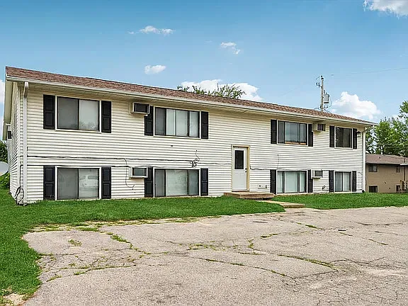755 Brandon Ave #2