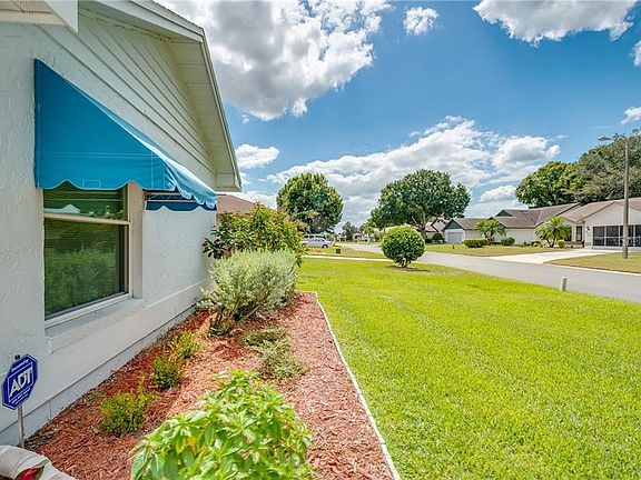 3rd image of 6219 Crane Dr