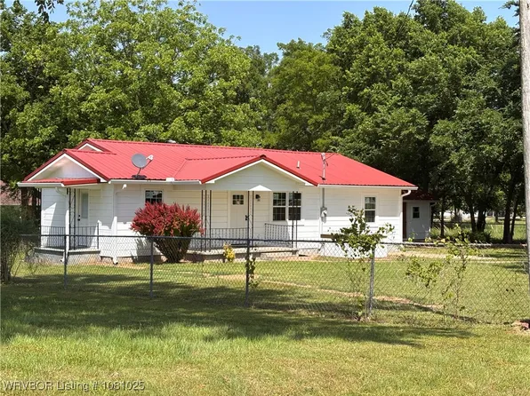 304 E Madison Ave, Midland, AR 72945