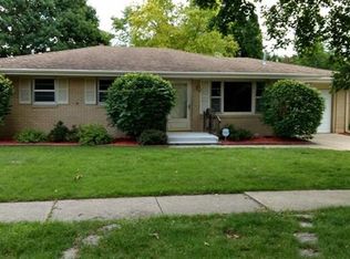 308 Lynne Ln, Belvidere, IL 61008