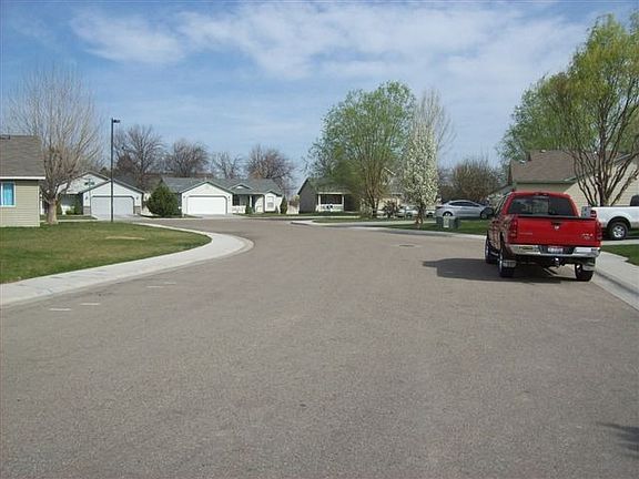 5th image of 3915 Olympia Dr