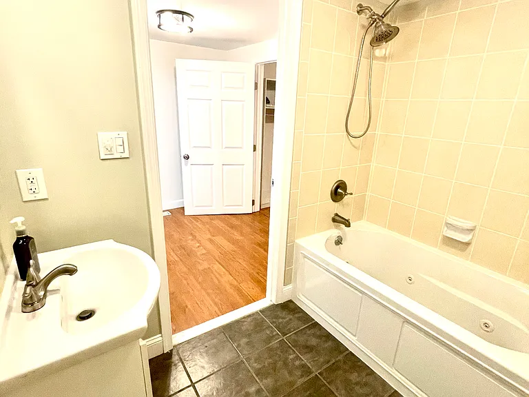 6541 Saint Helena Ave — Photo 7