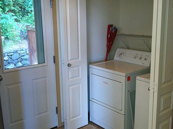 laundry closet just off kitchen