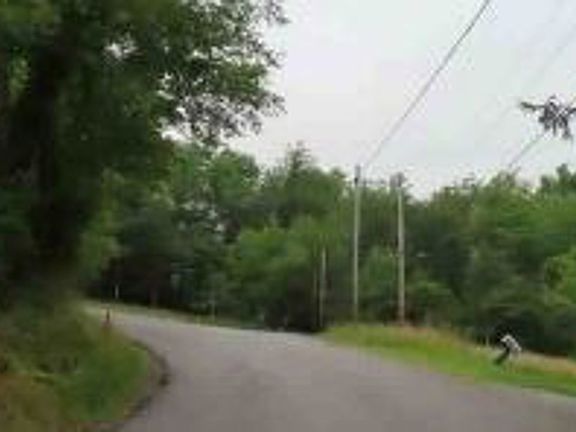 Exterior Neighborhood (street photo)