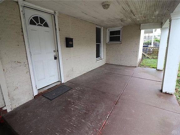 4th image of 213 E Greene St