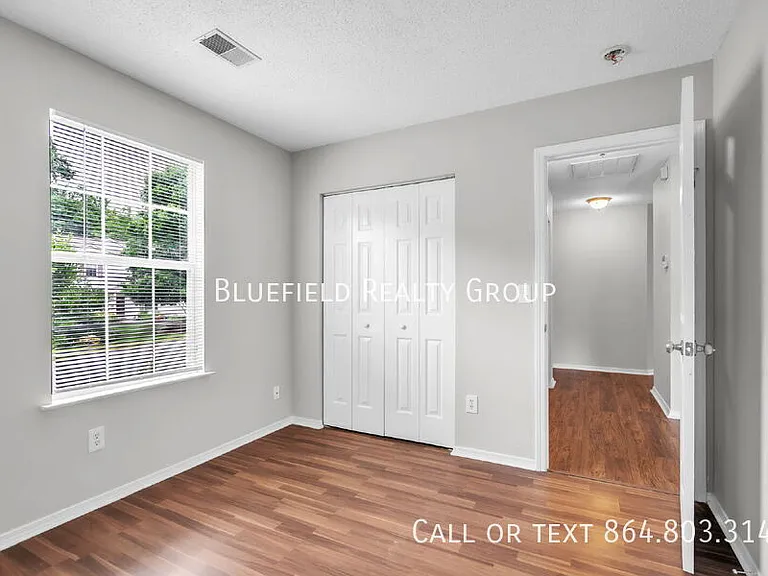 111 White Willow Ct — Photo 17
