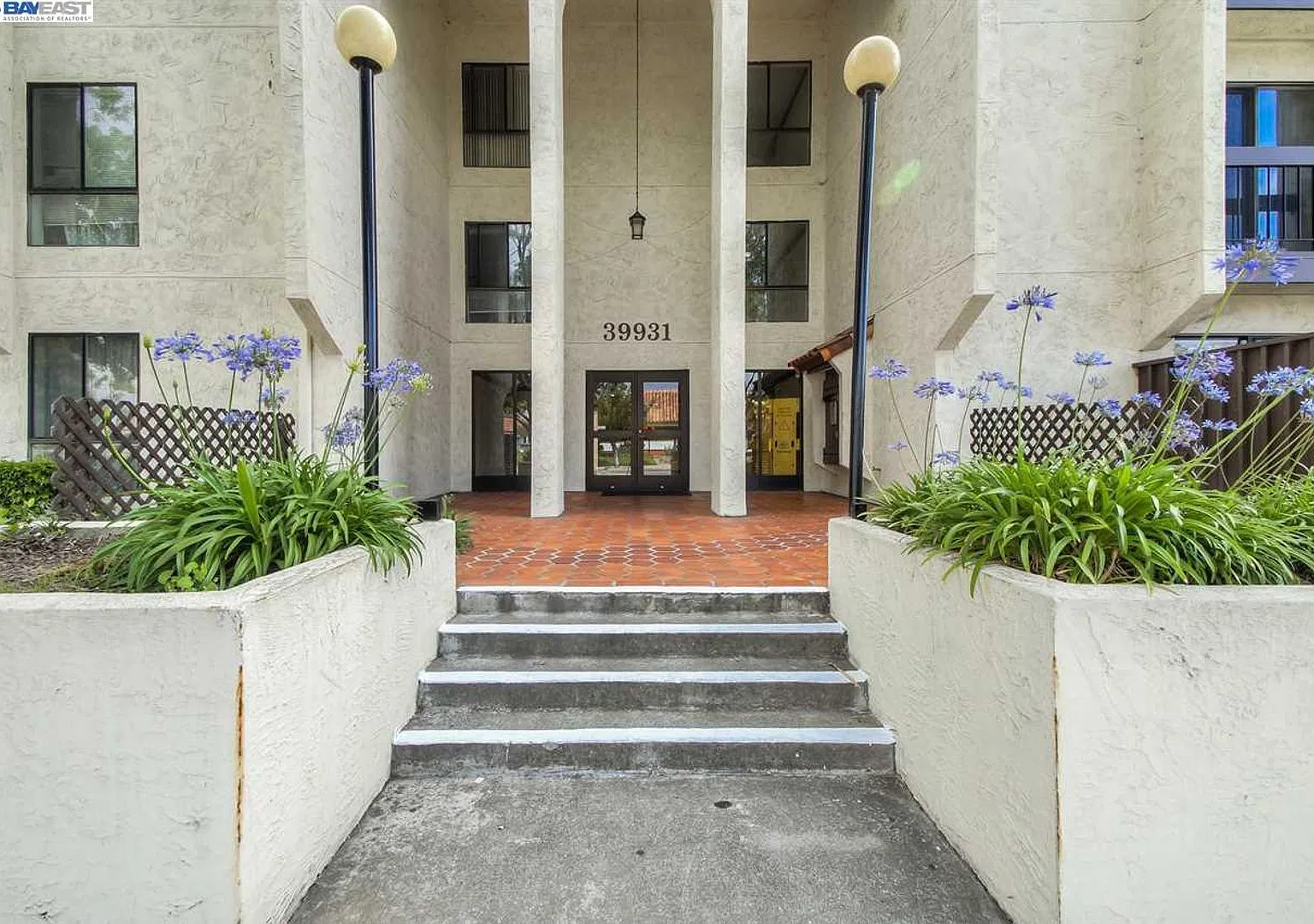Spacious, Beautiful & Bright 1bed/1bath For Rent In A Gated Property In Newark, Ca.!! — Photo 1