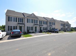 6668 Village Green Dr, Roanoke, VA 24019