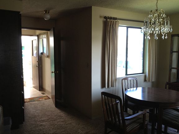4th image of 1114 Pacific Ave S
