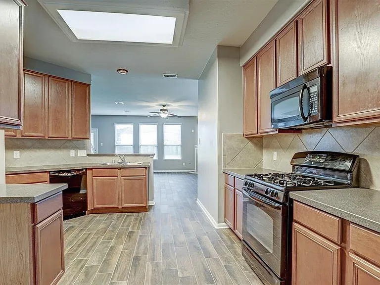 29362 Alba Rose Dr — Photo 2