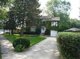 3447 W Clark Dr, Evergreen Park, IL 60805
