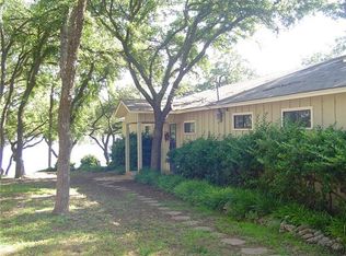 820 Pennsula Dr, Brownwood, TX 76801