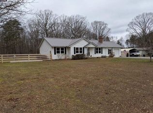 2419 Cumberland Rd, Farmville, VA 23901