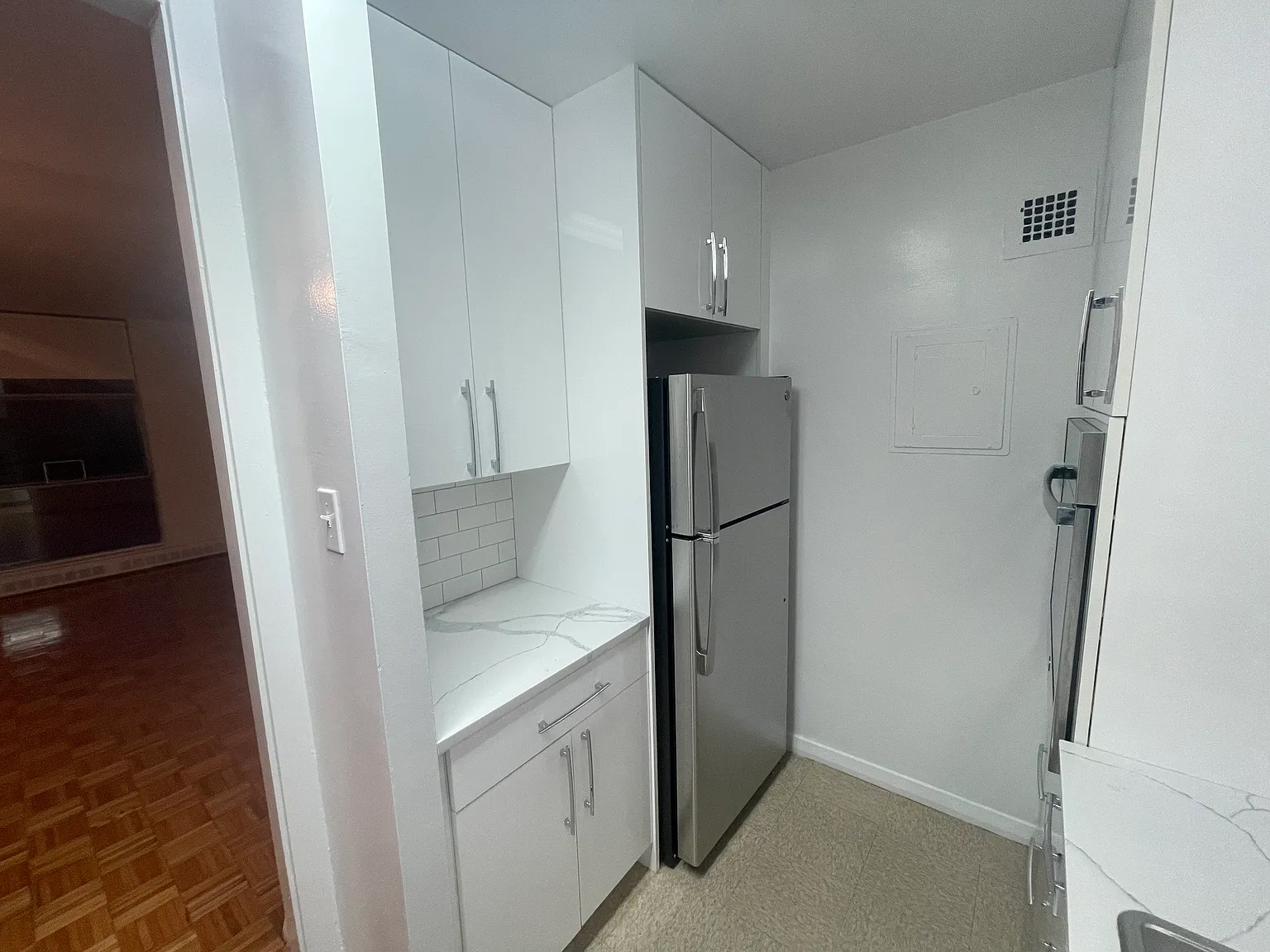 73 Gardner Rd — Photo 2