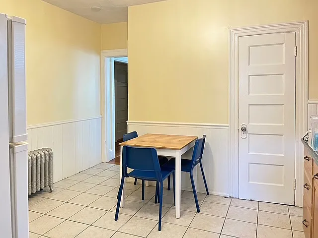 354 Hope St #1 — Photo 4