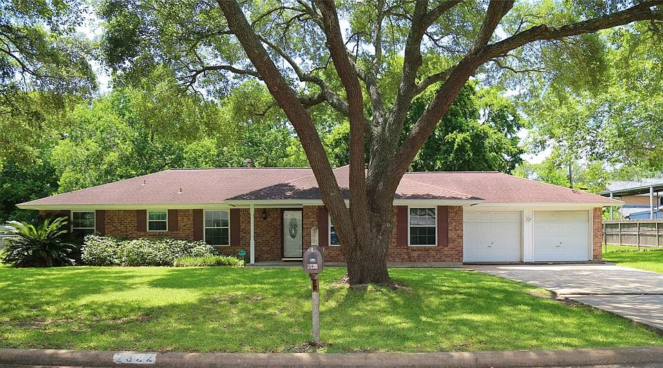 1st image of 2322 W Bend Dr