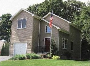 111 Adrian St, Warwick, RI 02886