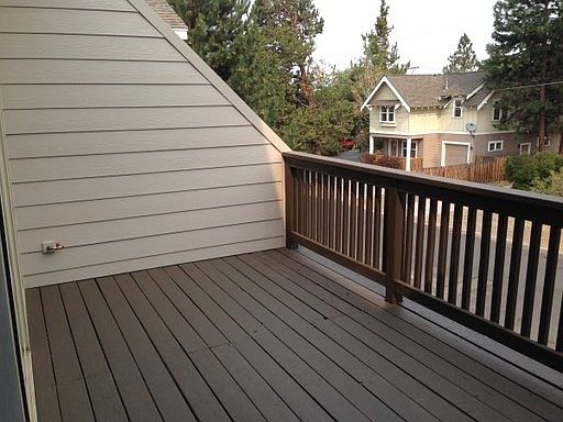 Upper deck with BBQ plumb