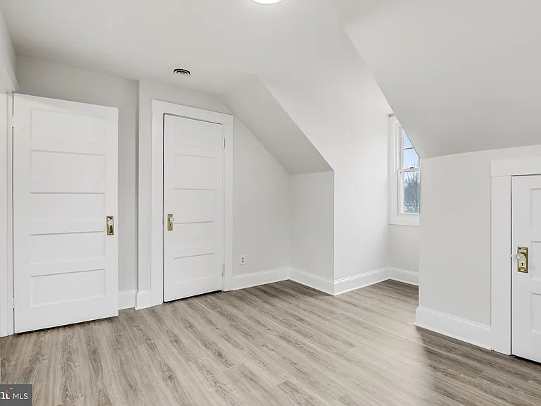 707 N Hickory Ave #3 — Photo 17