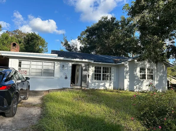 585 NW Holiday Dr, Lake City, FL 32055