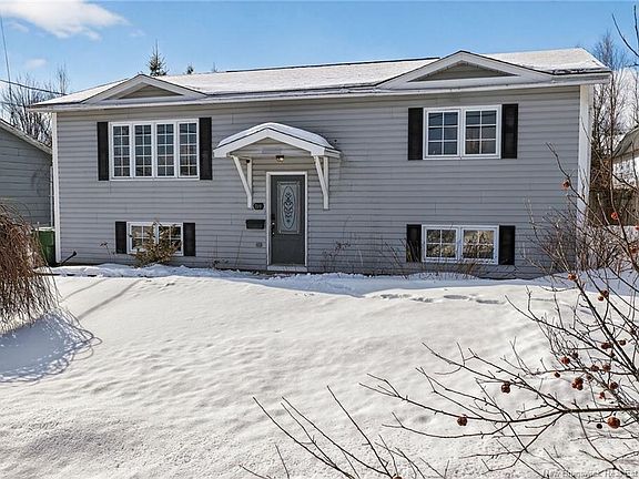 2nd image of 229 Callowhill Rd