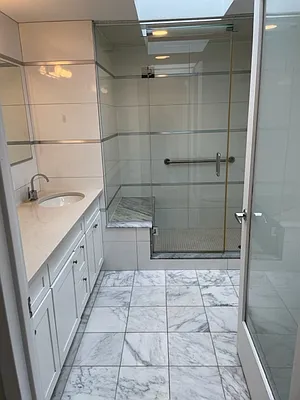 Rented by 3210 Riverdale Holdings LLC | media 13