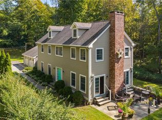 242 Honey Hollow Rd, Pound Ridge, NY 10576