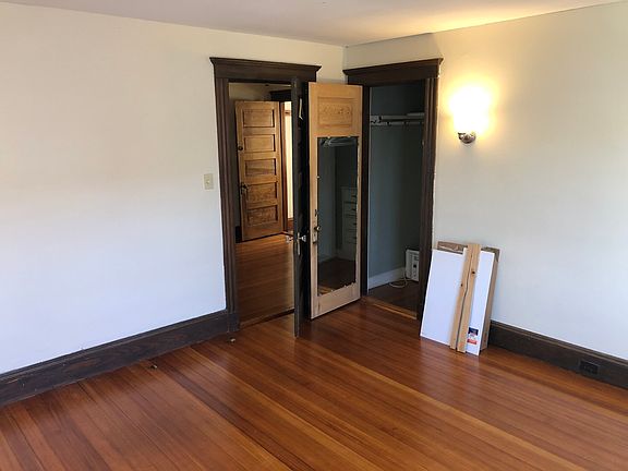 L Bedroom toward hall