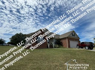 99 Lake Ridge Cir, Guntersville, AL 35976