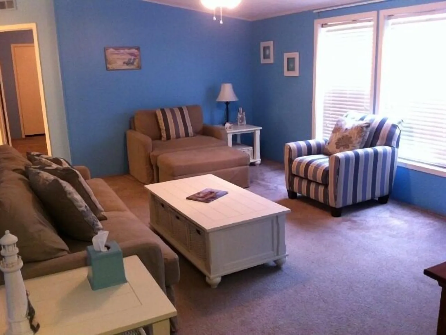 3 bed, 1250 sqft, $2,200 — Photo 3