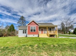46 Kassandra Way, Hendersonville, NC 28791